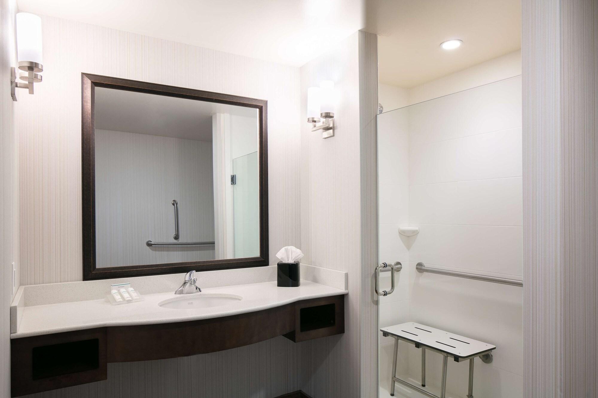 Hilton Garden Inn Bettendorf/ Quad Cities Exteriör bild