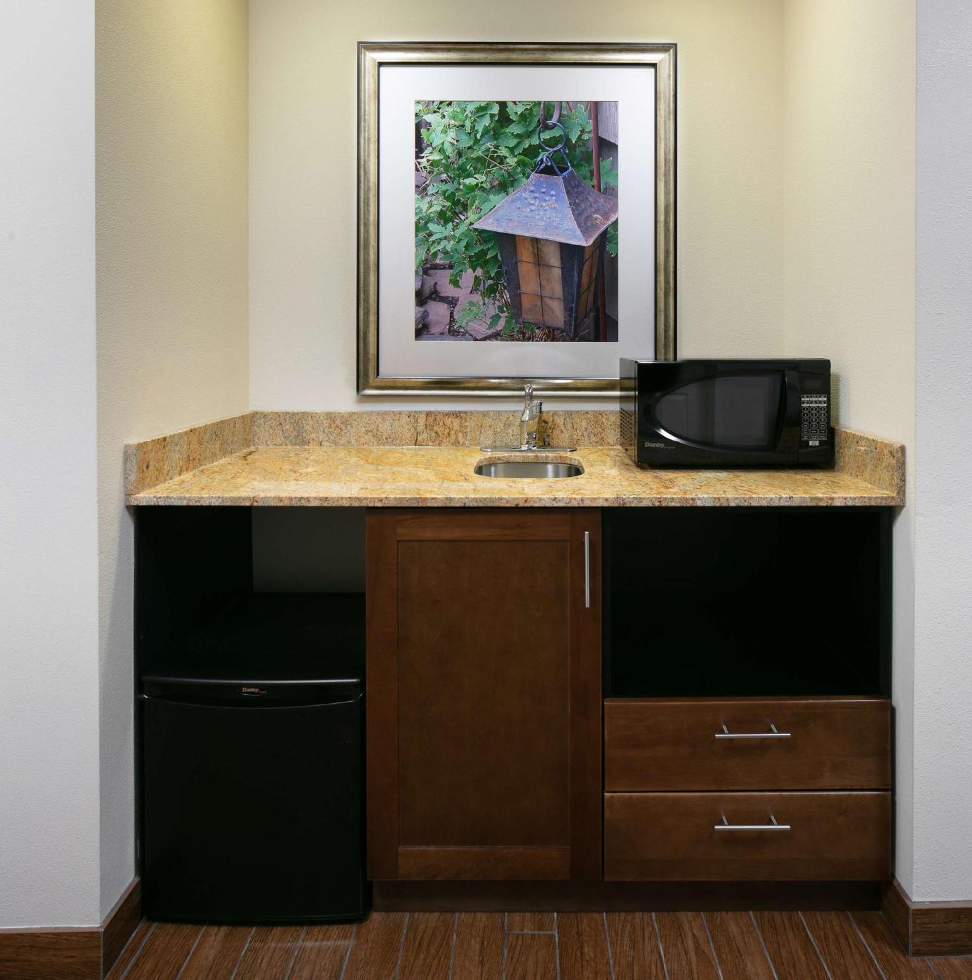Hilton Garden Inn Bettendorf/ Quad Cities Exteriör bild